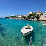 Vera 1 Apartman Rogoznica