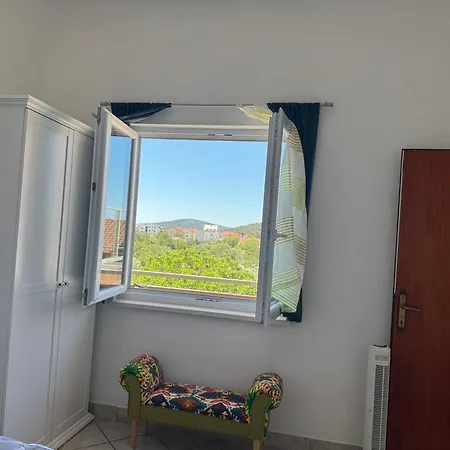 Vera 1 * Rogoznica (Sibenik-Knin)