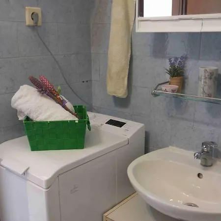 Vera 1 公寓 罗戈兹尼察