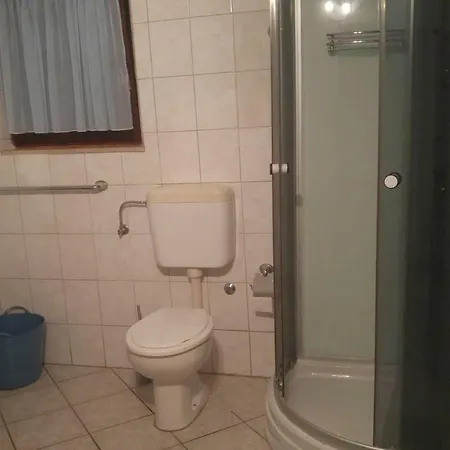 公寓 Vera 1 罗戈兹尼察