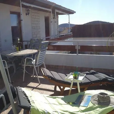 Vera 1 罗戈兹尼察