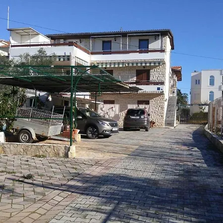 公寓 Vera 1 罗戈兹尼察