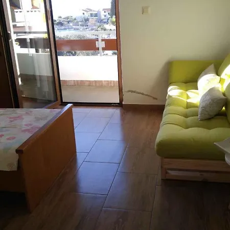 Apartment Vera 1 Rogoznica (Sibenik-Knin)