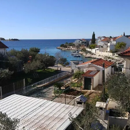 Vera 1 Rogoznica (Sibenik-Knin)