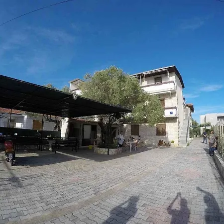 Vera 1 公寓 罗戈兹尼察