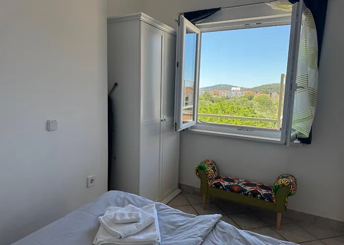 Vera 1 Rogoznica (Sibenik-Knin)