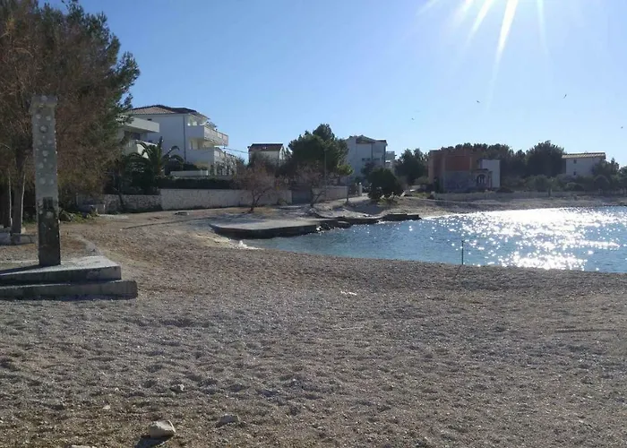 Vera 1 * Rogoznica (Sibenik-Knin)