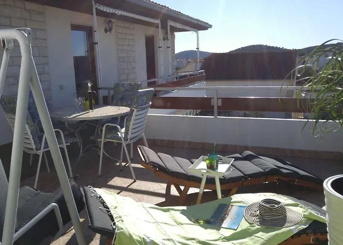 Vera 1 Rogoznica (Sibenik-Knin)