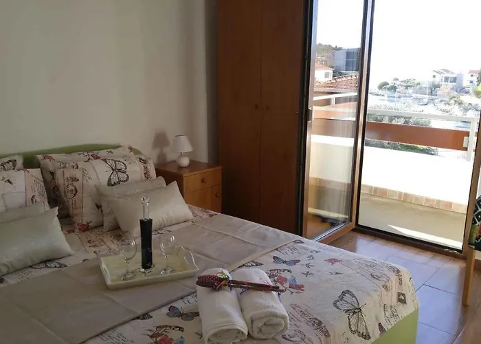 Daire Vera 1 Rogoznica (Sibenik-Knin)