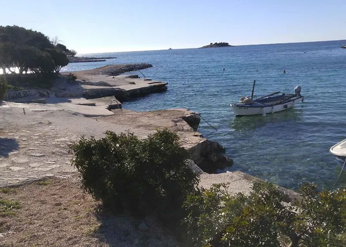 Vera 1 * Rogoznica (Sibenik-Knin)